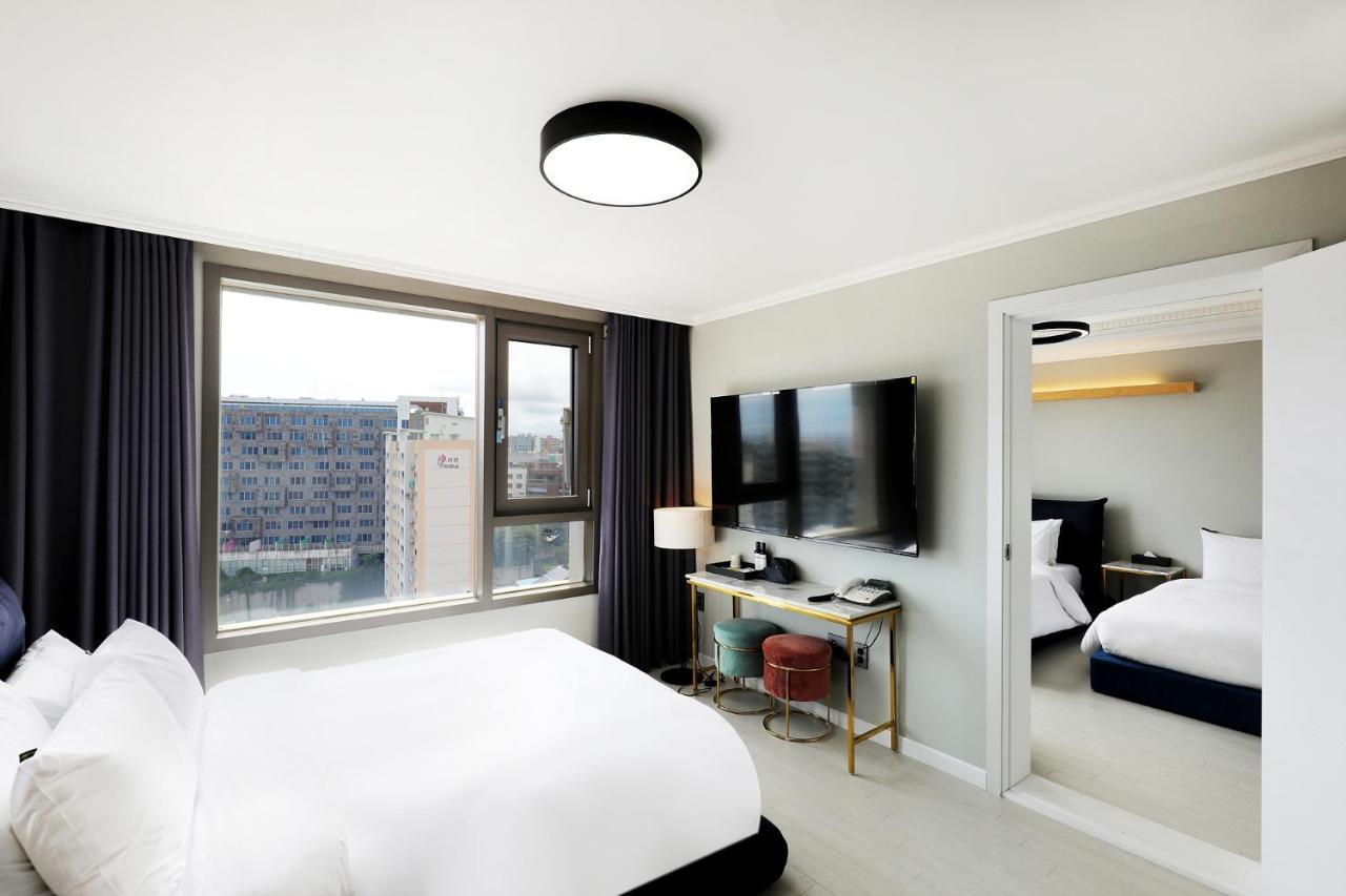 Cornerstone Hotel ซอกวีโพ ภายนอก รูปภาพ