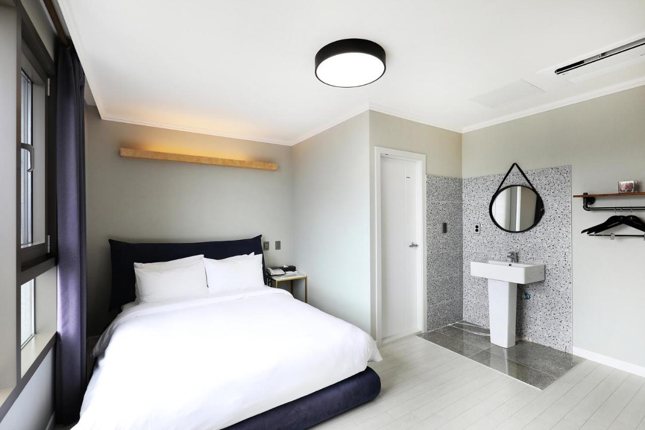Cornerstone Hotel ซอกวีโพ ภายนอก รูปภาพ