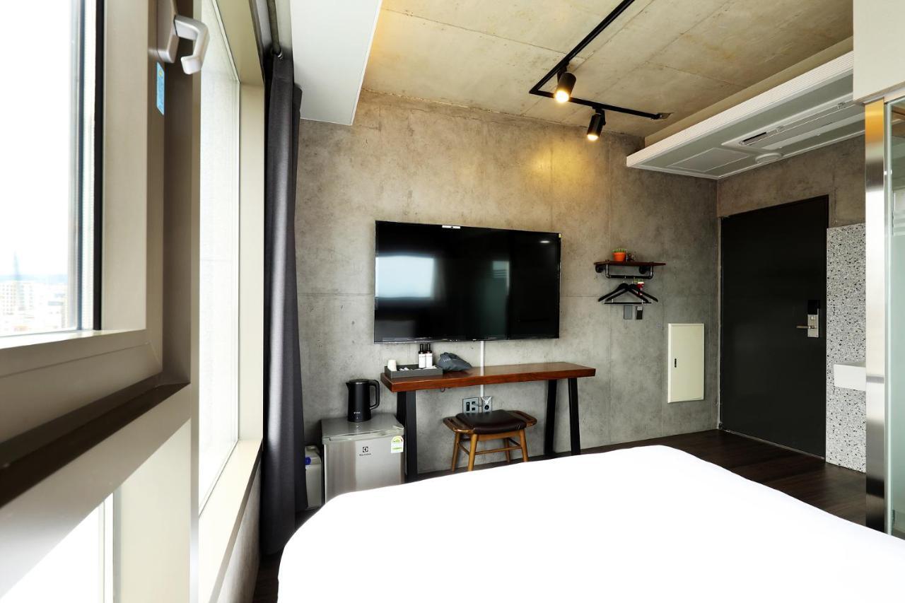 Cornerstone Hotel ซอกวีโพ ภายนอก รูปภาพ