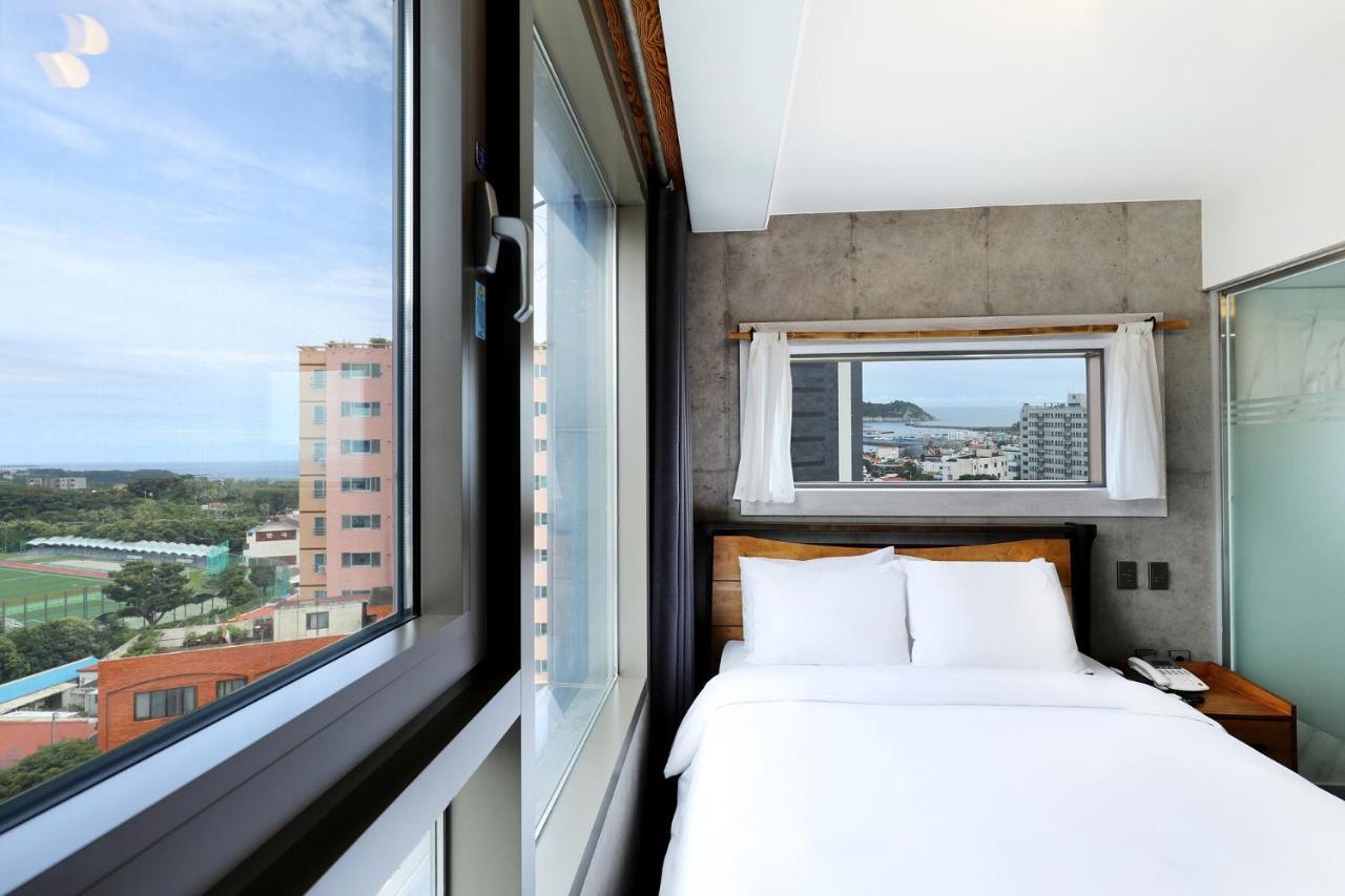 Cornerstone Hotel ซอกวีโพ ภายนอก รูปภาพ