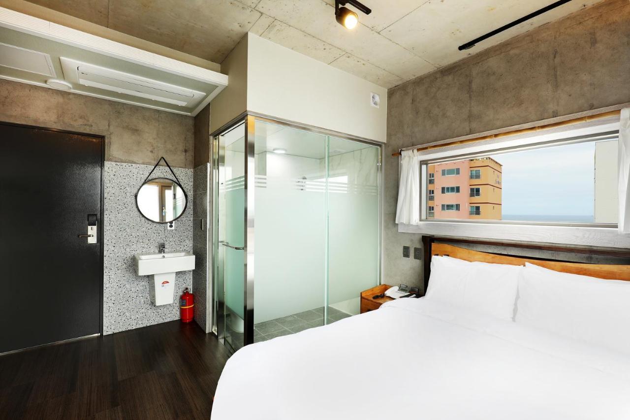 Cornerstone Hotel ซอกวีโพ ภายนอก รูปภาพ