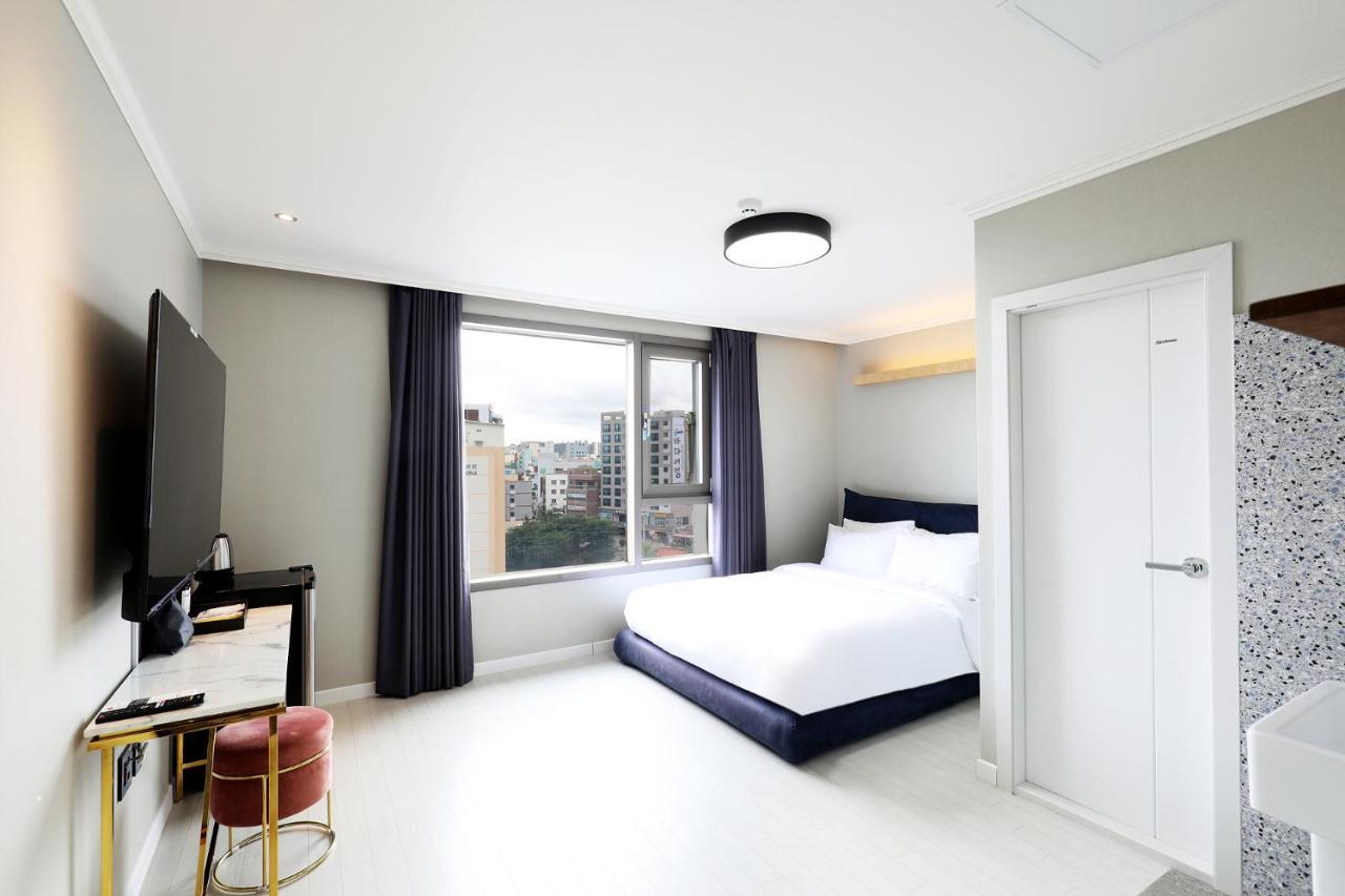 Cornerstone Hotel ซอกวีโพ ภายนอก รูปภาพ