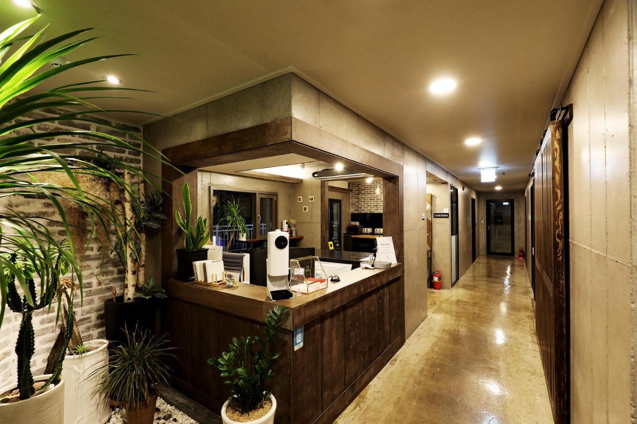 Cornerstone Hotel ซอกวีโพ ภายนอก รูปภาพ