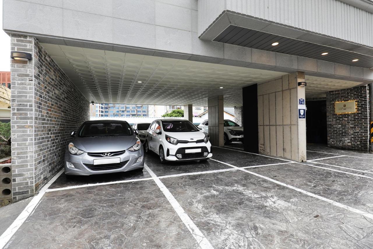 Cornerstone Hotel ซอกวีโพ ภายนอก รูปภาพ