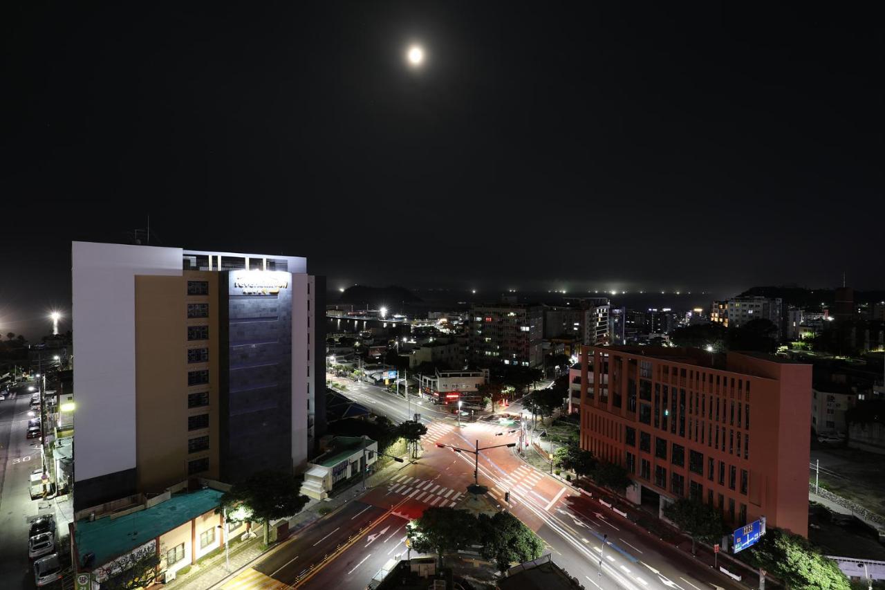 Cornerstone Hotel ซอกวีโพ ภายนอก รูปภาพ